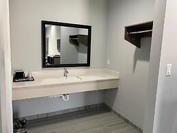 Lone Star Inn - Dickinson