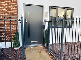 Townhouse Plus @ Lower Beth Street Stoke