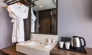 Layers Hotel Busan Hadan