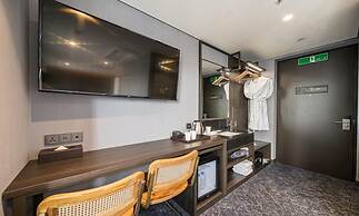 Layers Hotel Busan Hadan