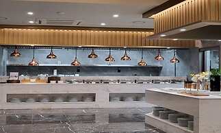 Layers Hotel Busan Hadan