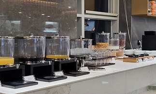 Layers Hotel Busan Hadan