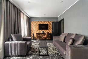 Kravt Nevsky Hotel and Spa