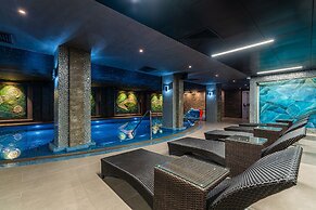 Kravt Nevsky Hotel and Spa