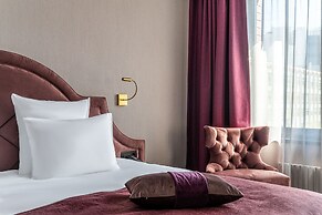Kravt Nevsky Hotel and Spa