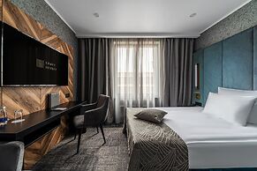 Kravt Nevsky Hotel and Spa