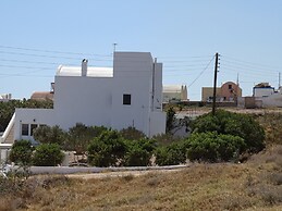 Monolithos Villa