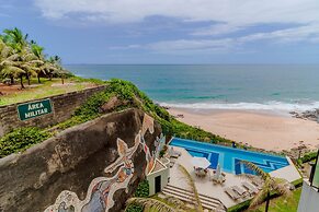 RV01 Excelente Quarto e Sala Pé na Areia