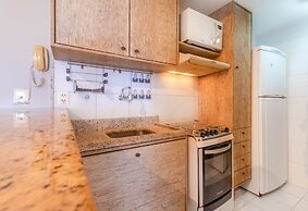 RV01 Excelente Quarto e Sala Pé na Areia