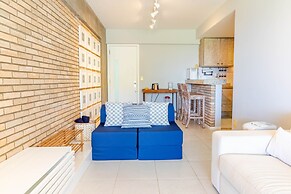 RV01 Excelente Quarto e Sala Pé na Areia