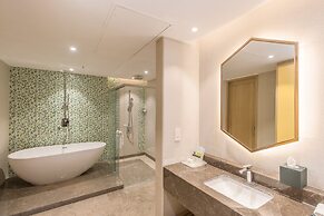 Holiday Inn Chandigarh Zirakpur by IHG