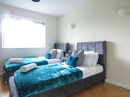 Three Bedroom Duplex Balcony and Parking