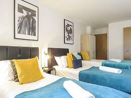 Park Central Two Bedroom & Parking