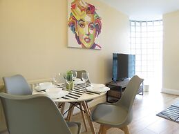 Park Central Two Bedroom & Parking