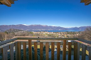 Il Lago Blu Loft With Pool