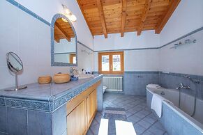 Il Lago Blu Loft With Pool