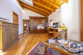 Il Lago Blu Loft With Pool