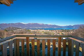 Il Lago Blu Loft With Pool