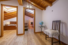 Il Lago Blu Loft With Pool