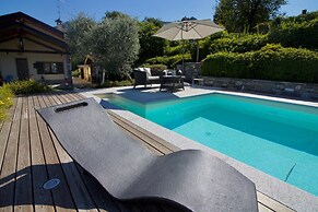 Il Lago Blu Loft With Pool