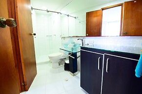 Apartamentos con vista al Mar - Edificio Conquistador