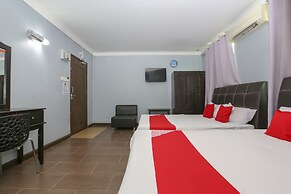 OYO 90145 D'sofwa Inn