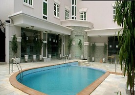 Excel Oriental Hotel & Suites