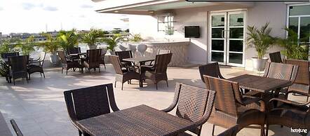 Excel Oriental Hotel & Suites