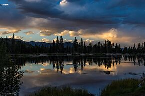 River Rock -- Ev # 3 Bedroom Condo by RedAwning