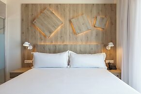 Senator Gandia Hotel