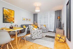 Apartments Warsaw Kredytowa by Renters