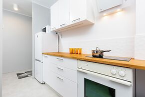 Apartments Warsaw Kredytowa by Renters