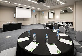 Holiday Inn Werribee by IHG
