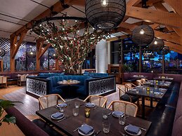 Crockfords Las Vegas, LXR Hotels & Resorts at Resorts World