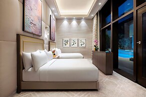 Crockfords Las Vegas, LXR Hotels & Resorts at Resorts World