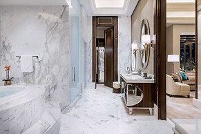 Crockfords Las Vegas, LXR Hotels & Resorts at Resorts World