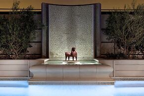 Crockfords Las Vegas, LXR Hotels & Resorts at Resorts World