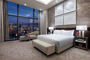 Crockfords Las Vegas, LXR Hotels & Resorts at Resorts World
