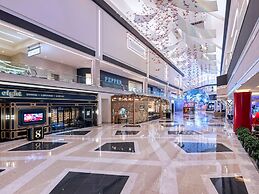 Las Vegas Hilton at Resorts World