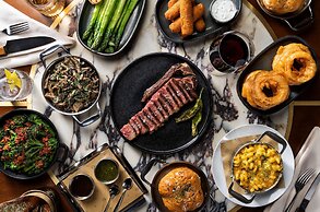 Las Vegas Hilton at Resorts World