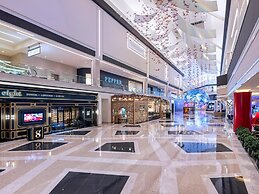Conrad Las Vegas at Resorts World