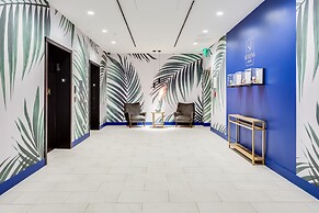 SERENA Hotel Aventura Miami, Tapestry Collection by Hilton