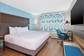 Tru By Hilton Comstock Park Grand Rapids