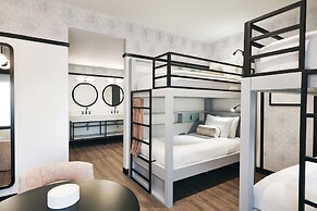 Kinley Chattanooga Southside, a Tribute Portfolio Hotel