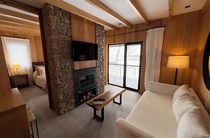 El Refugio Ski & Summer Lodge