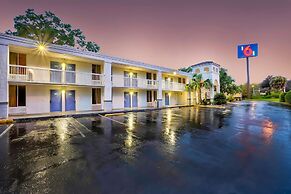 Studio 6 Gainesville, FL