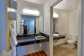 Studio 6 Gainesville, FL