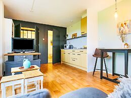 Vibrant Apartment in Baflo by Op de Roemte