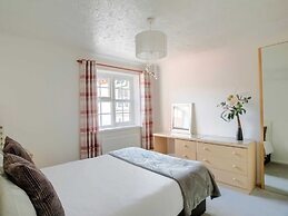 Rustic Holiday Home in Birmingham near Motorcycle Museum