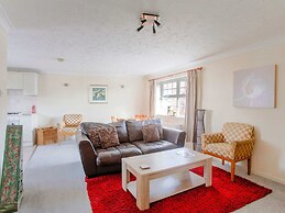 Rustic Holiday Home in Birmingham near Motorcycle Museum